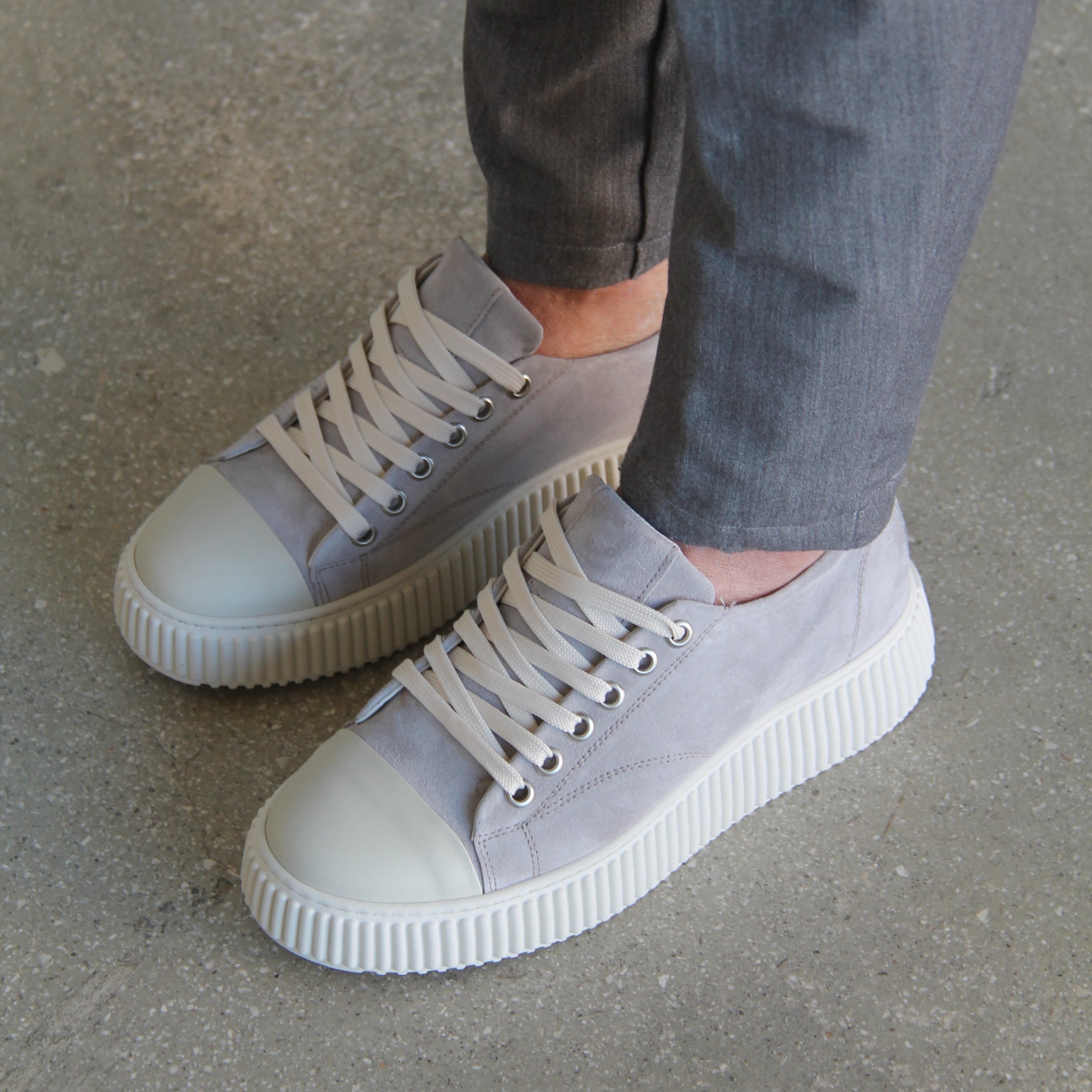 VAPOR SNEAKERS - GRAY