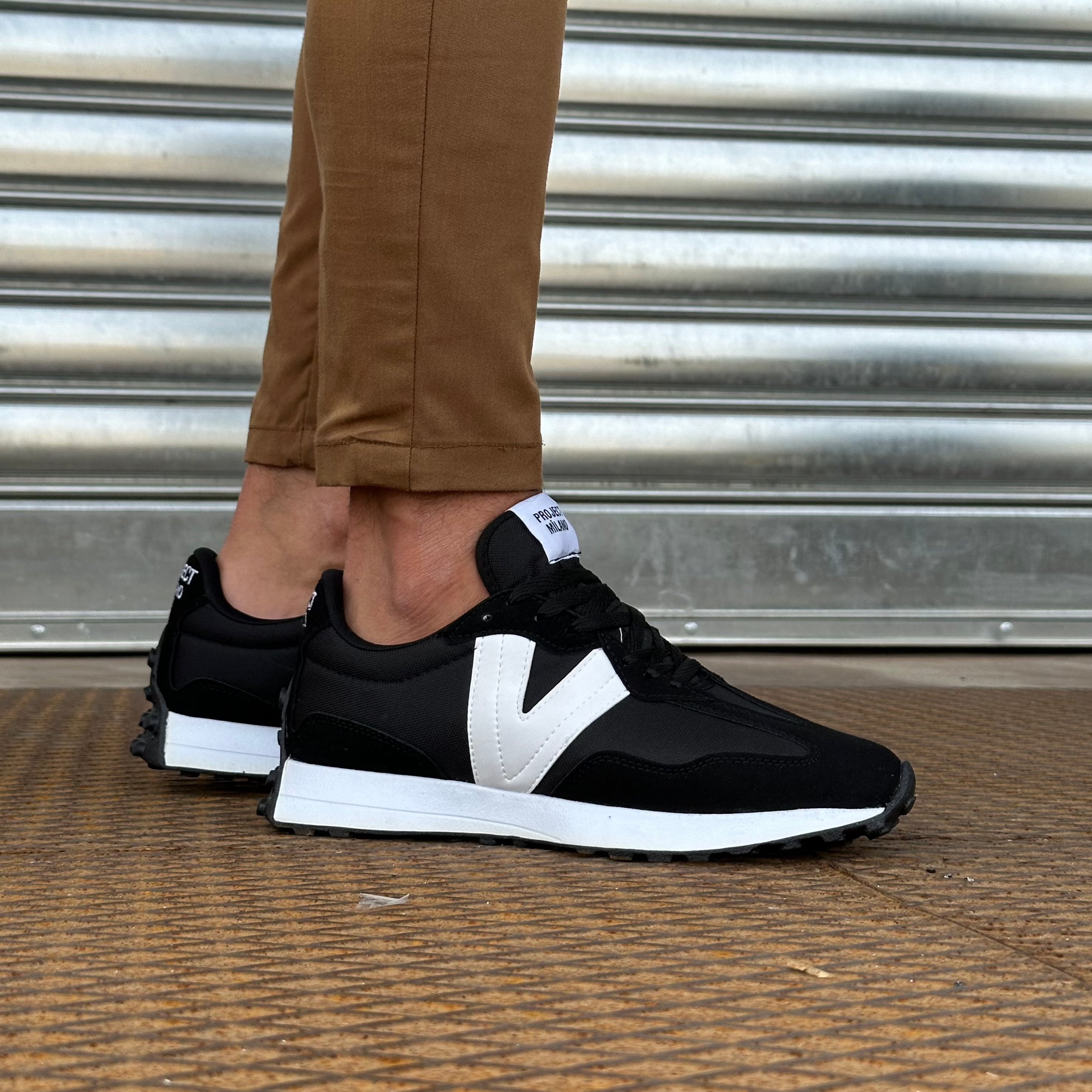 THE PROJECT SNEAKERS IN CAMOSCIO