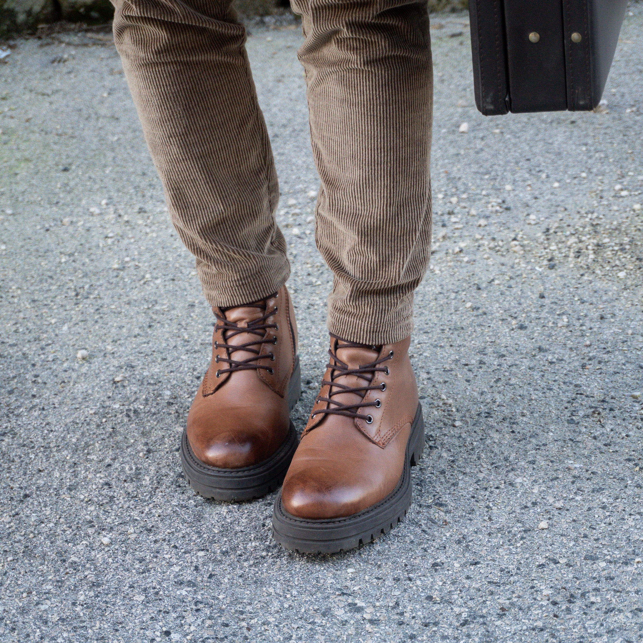 ROMA STIVALETTO IN VERA PELLE