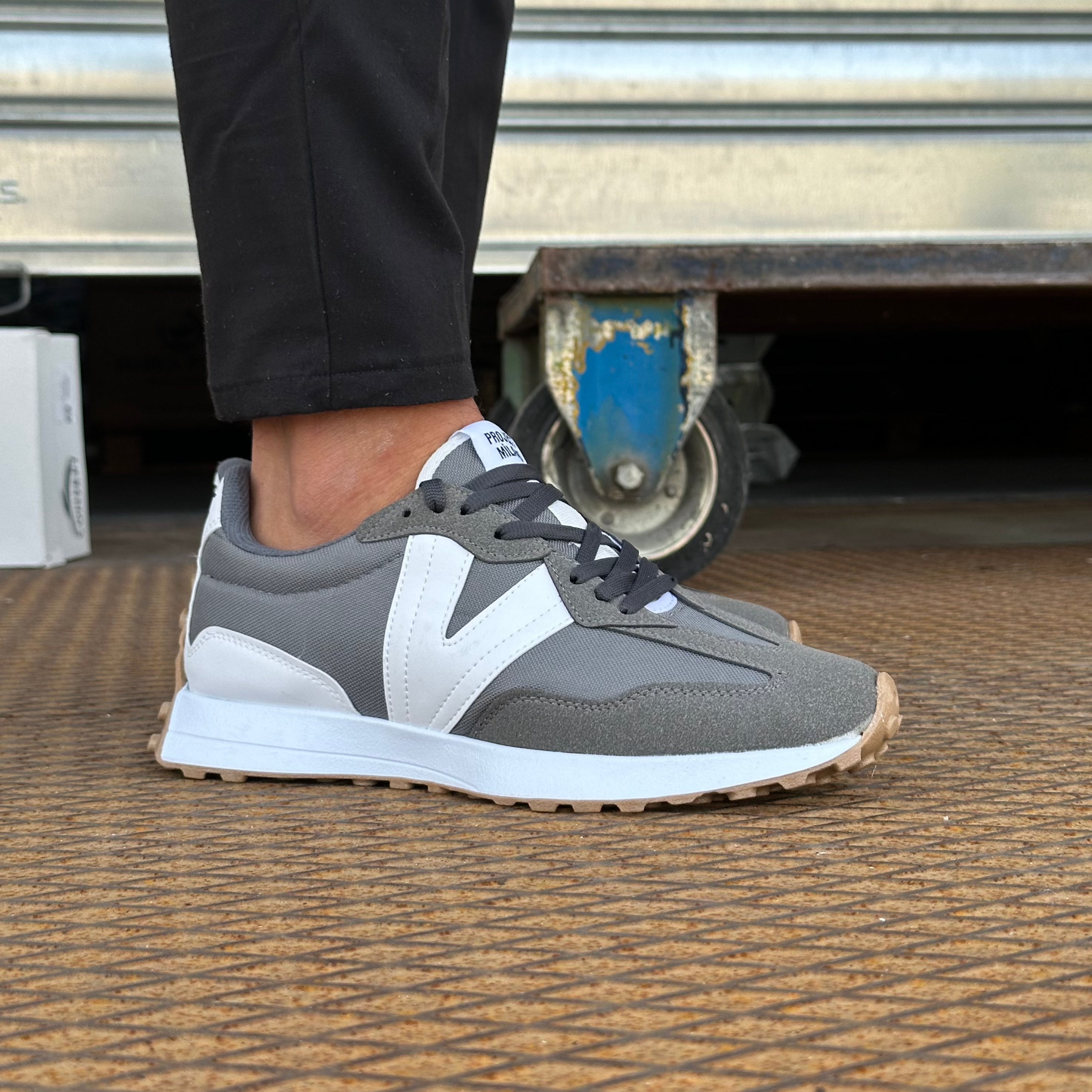 PROJEKT-SNEAKERS - CONCEPTMILAN