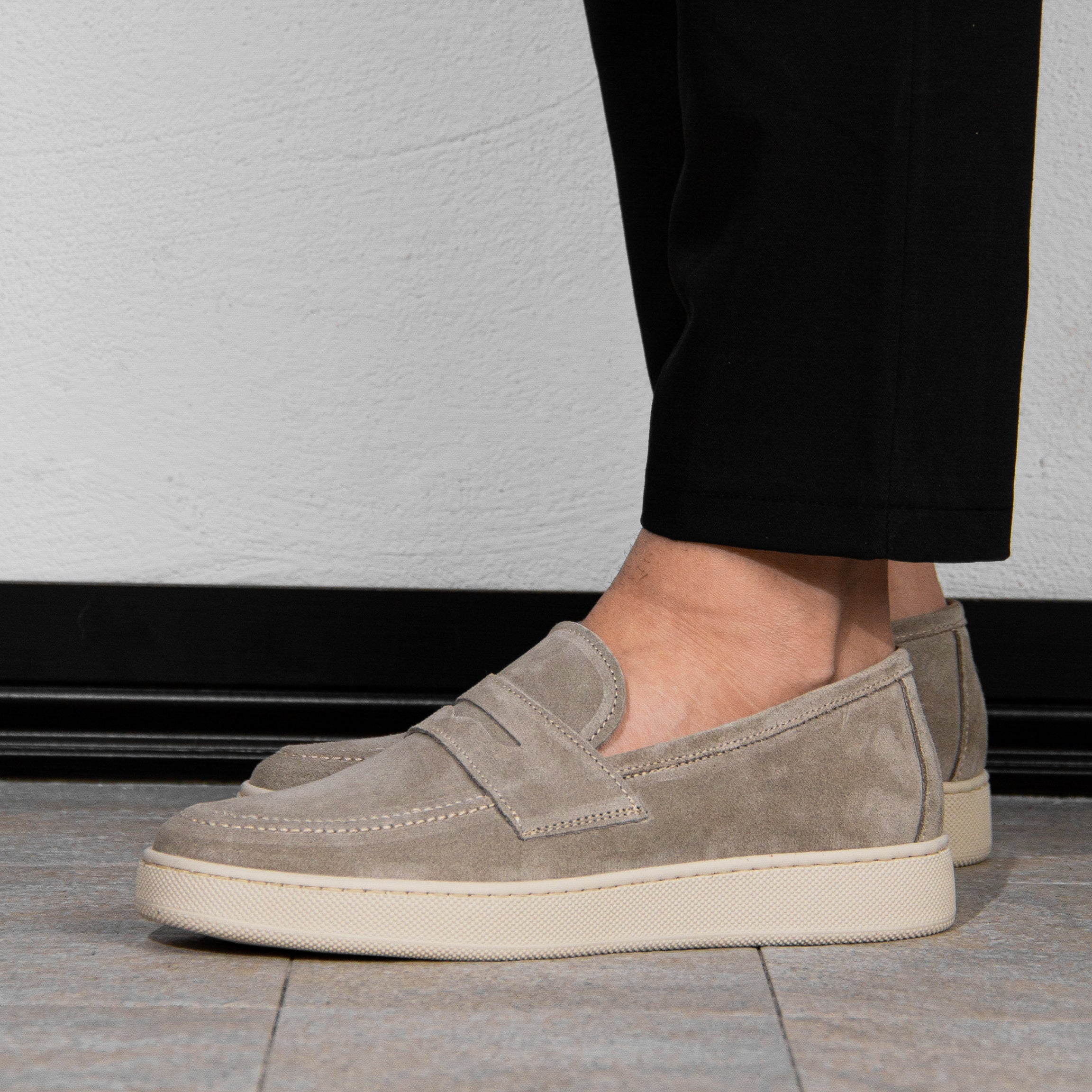 ALICANTE MOCASSINO SLIP ON IN CAMOSCIO - MADE IN ITALY